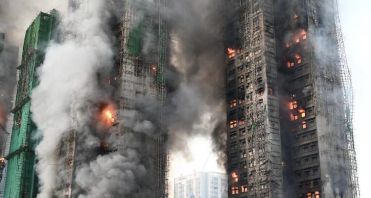 El incendio en Hong Kong deja ya 146 muertos y siguen labores de búsqueda 1 Incendio Hong Kong1