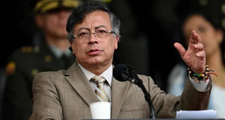 ¡De escándalo! Petro le da espaldarazo a Trump sobre «ataque» en Maracaibo 1 Petro