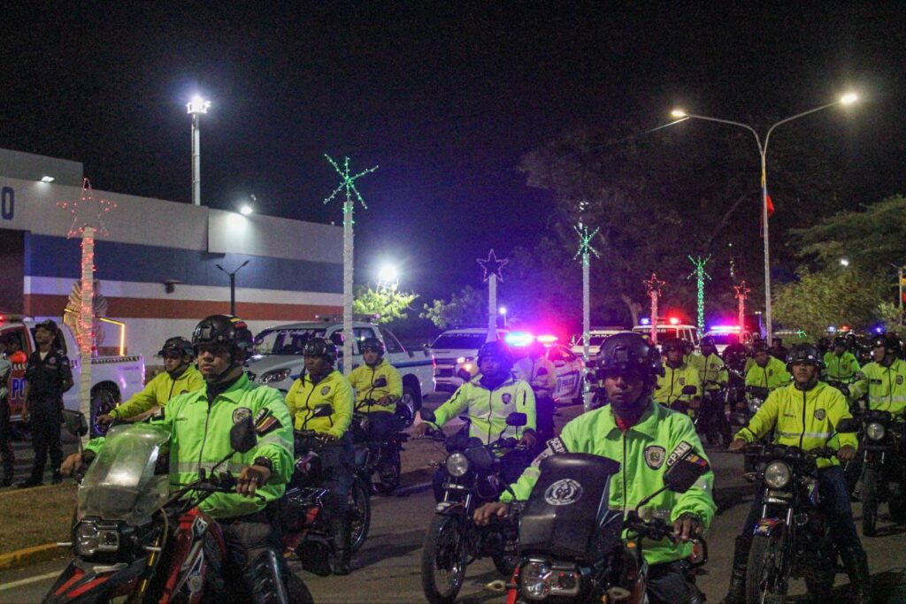 Cdte Zodi Zulia: «Más de 5600 funcionarios policiales activos en despliegue de seguridad 2025» 4 WhatsApp Image 2025 12 15 at 1.25.38 PM 4