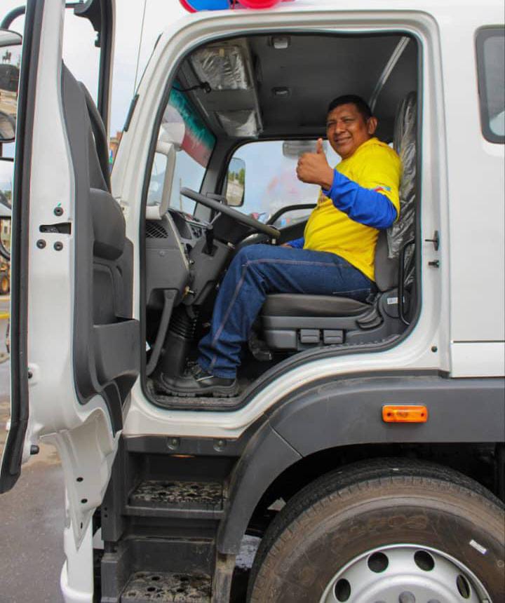 Presidente del Imau Joemel Robles: «15 nuevas unidades compactadoras llegarán a Maracaibo la próxima semana» 3 WhatsApp Image 2025 12 18 at 11.54.26 AM