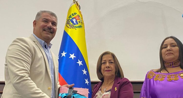 CLEZ recibió Anteproyecto de Ley de Presupuesto para el Ejercicio Fiscal 2026 de manos del Gobernador del Zulia 1 Presupuesto