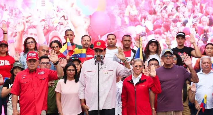 Presidente Nicolás Maduro juró lealtad absoluta al pueblo venezolano 1 Maduro