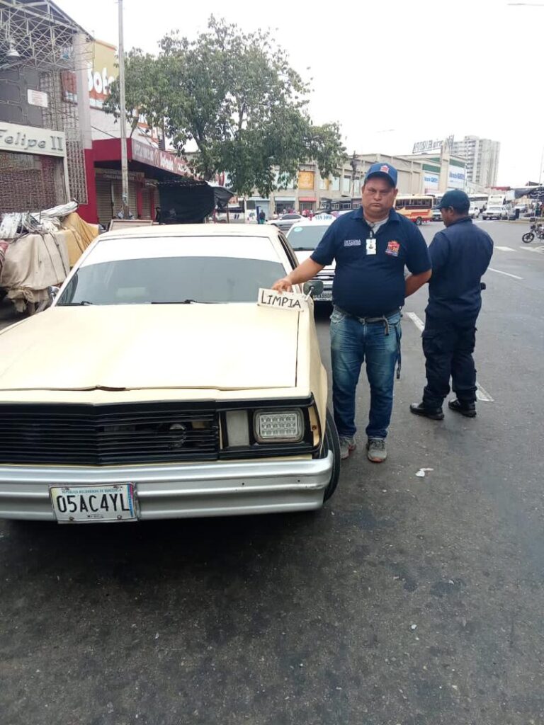 Alcaldía de Maracaibo inició operativos de fiscalización de rutas de transporte colectivo y urbano 2 IMG 20260105 WA0071