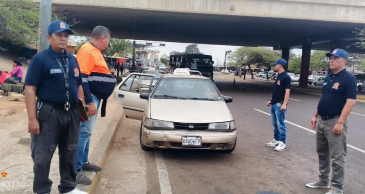 Alcaldía de Maracaibo inició operativos de fiscalización de rutas de transporte colectivo y urbano 1 Control del pasaje