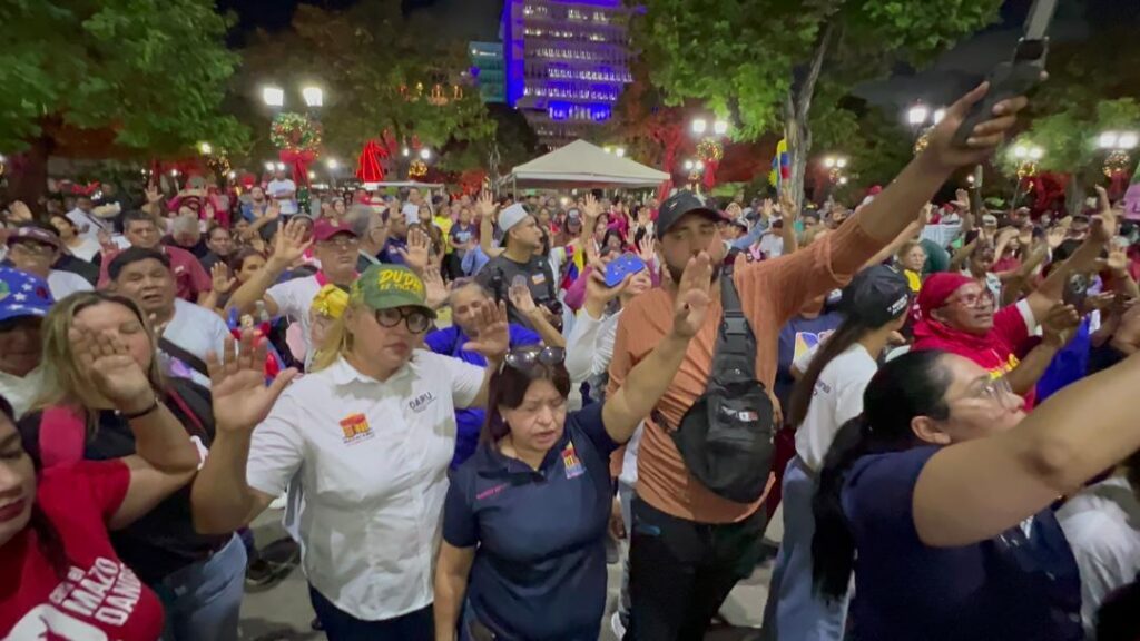 Pueblo marabino sigue activo en vigilia revolucionaria 3 IMG 20260108 WA0031