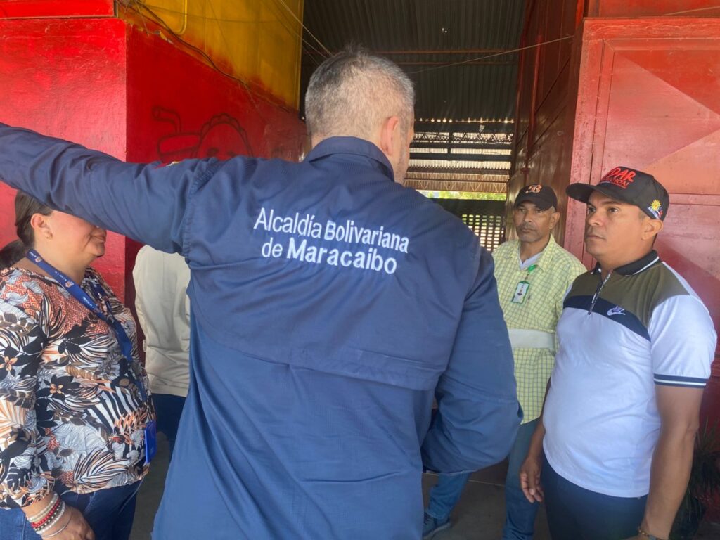 ¡Adjudicatarios a ponerse al día! Inmobiliaria Municipal inicia jornada en el Mercado Municipal Periférico Panamericano de La Limpia 4 IMG 20260123 WA0069