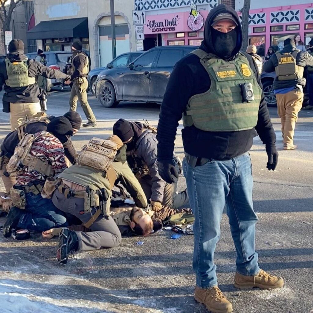 Quién era Alex Pretti, el enfermero al que agentes de ICE mataron a tiros en Minnesota 2 MUERTE DE ALEX PRETTI POR ICE