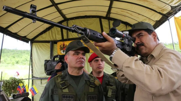 Por qué las defensas aéreas que Venezuela compró a Rusia y China no pudieron repeler el ataque de EE. UU. 2 Maduro ataque