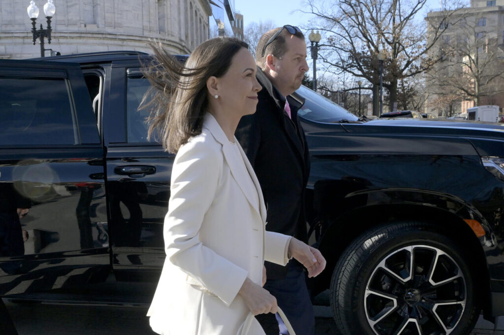Muy parca María Machado al salir de su reunión en la Casa Blanca: «Contamos con el presidente Trump para la libertad de Venezuela» y mas nada 2 Trump Machado
