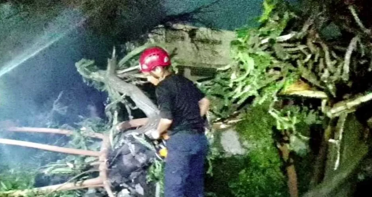 Vientos huracanados dejaron tres heridos en Maracaibo 2 Vientos
