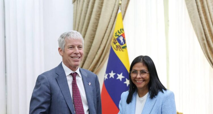 Presidenta encargada Delcy Rodríguez recibió en Miraflores al secretario de Energía de Estados Unidos 1 Secretario
