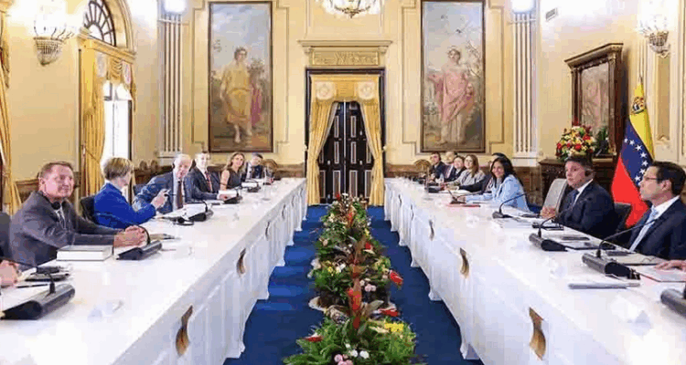 EE. UU. y Venezuela acuerdan diálogo para estabilizar el mercado energético regional y suministro seguro de hidrocarburos 1 Venezuela