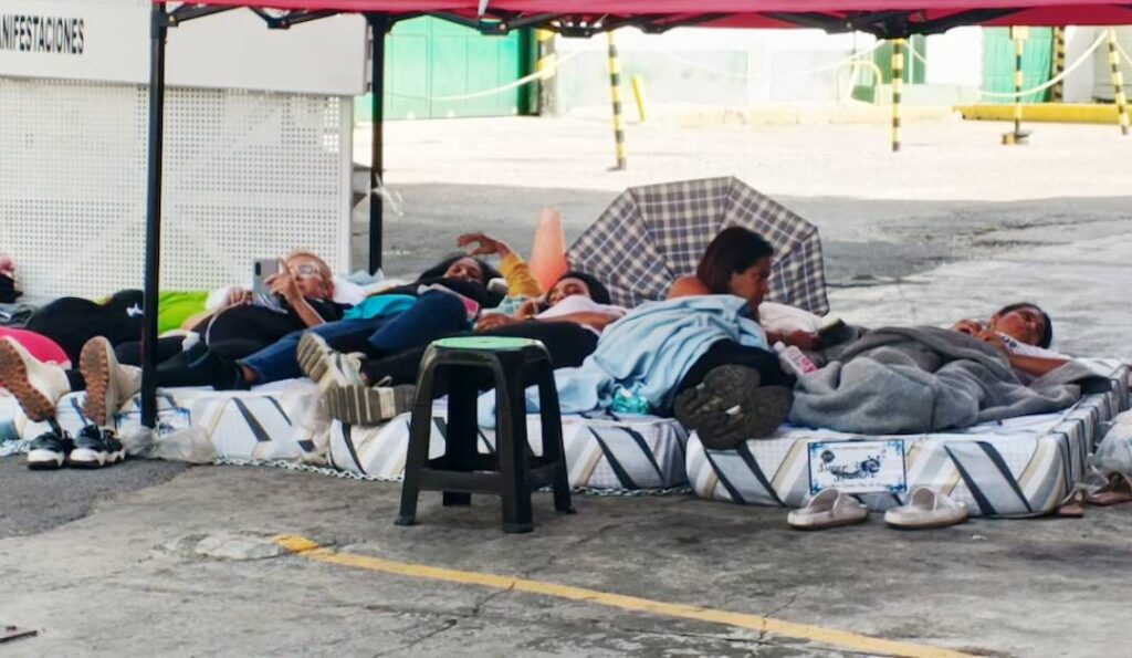 Familiares de políticos presos cumplen 72 horas en huelga de hambre entre presiones y exigencias 2 FAMILIARES Zona7 Presos