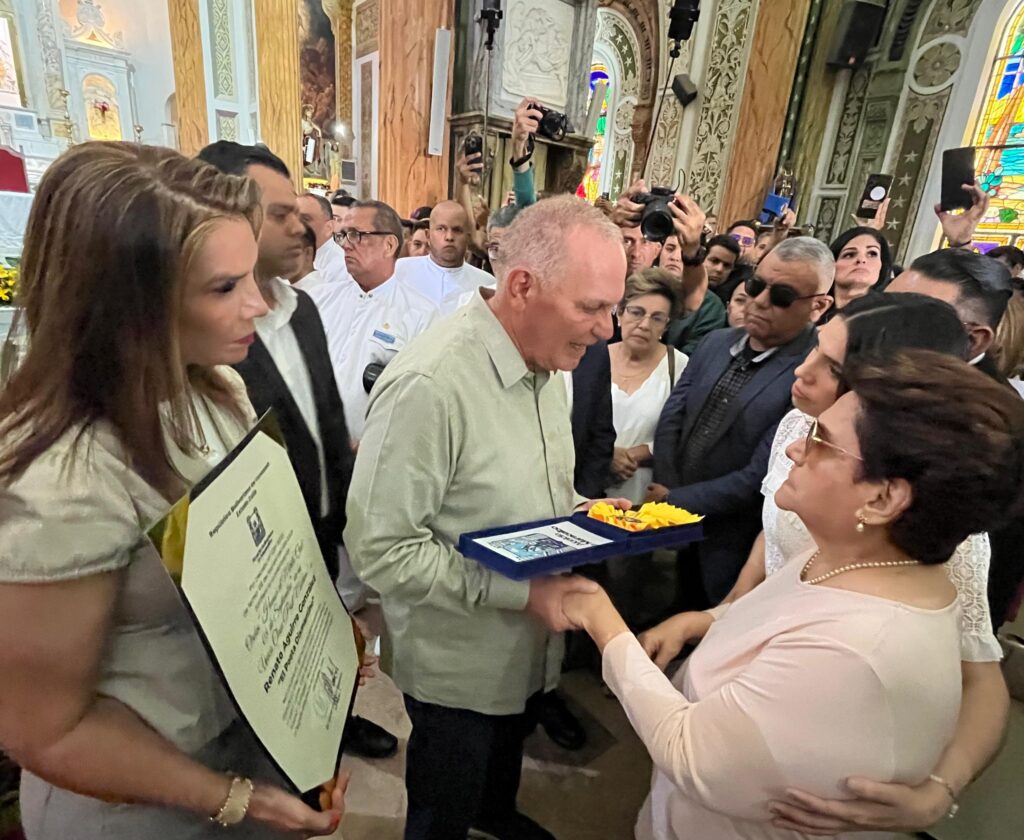 Gobierno Nacional confirió Orden Francisco de Miranda a Renato Aguirre González 6 IMG 20260209 WA0264