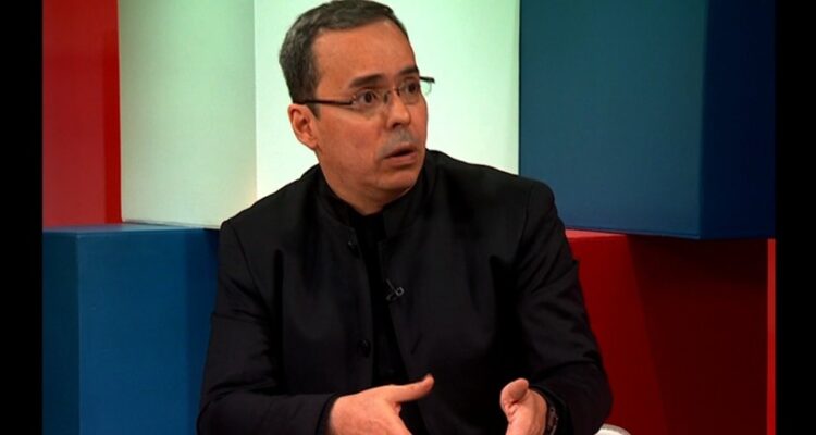 JJ Rendón afirmó que la oposición y el gobierno deben pacificar al país y que no necesariamente debe haber elecciones en el corto plazo 1 Rendón