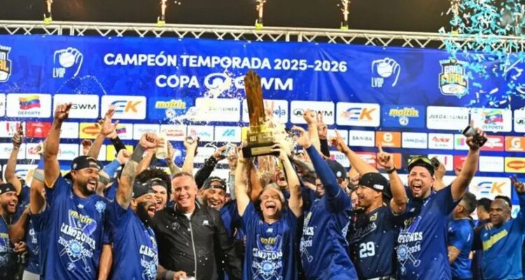 Magallanes se convirtió campeón de la LVBP en Puerto La Cruz 1 Magallanes