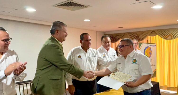 Gobernador Caldera y Fegalago trabajarán 10 líneas estratégicas para el desarrollo integral del Zulia 1 Caldera