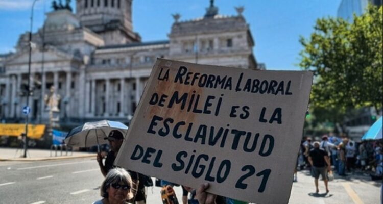 Polémica reforma laboral en Argentina desató manifestaciones 1 Reforma