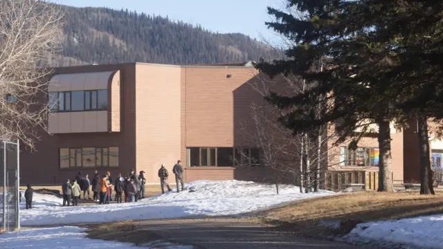 Al menos nueve muertos y 27 heridos en un tiroteo masivo en una escuela secundaria y una vivienda en Canadá 2 Tiroteo en Canada