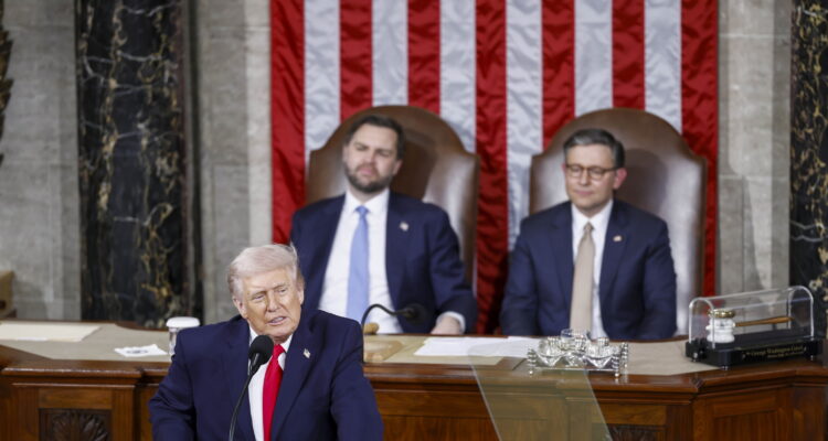 Un resumen del discurso sobre el Estado de la Unión de Donald Trump 1 Trump discurso