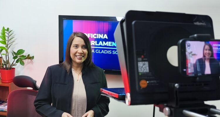 Diputada Gladis Socorro exige cese de la «tángana virtual» y fija la derogación de leyes represivas como «punto de honor» 1 Socorro