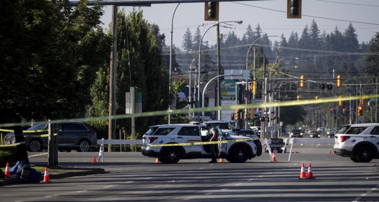 Al menos nueve muertos y 27 heridos en un tiroteo masivo en una escuela secundaria y una vivienda en Canadá 1 Tiroteo