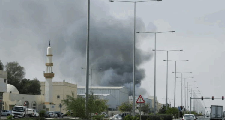Qatar suspendió producción de gas natural licuado y Arabia Saudita cerró su mayor refinería de petróleo tras ataques 1 Qatar