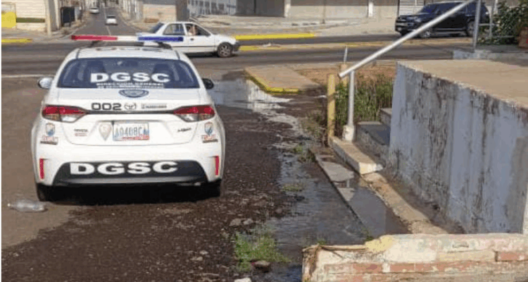 Alcaldía de Maracaibo inspecciona talleres y pulilavados de Maracaibo 1 Botaderos en la calle