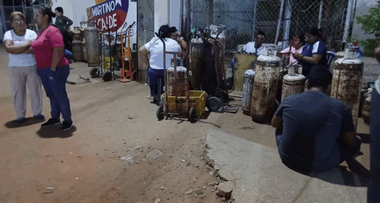 Sector Cañada Honda de Maracaibo vive entre tuberías de gas vacías y bombonas impagables 1 Cañada Honda