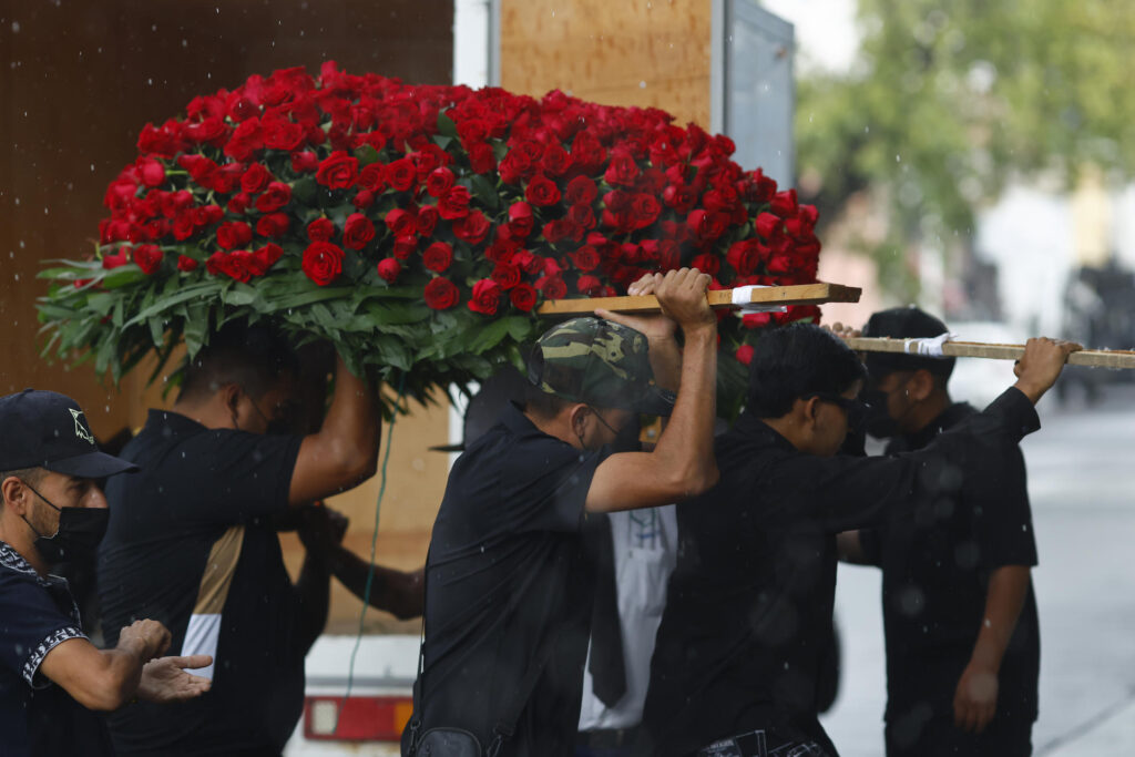 El cuerpo de El Mencho fue trasladado a cementerio en Guadalajara 2 Funeral