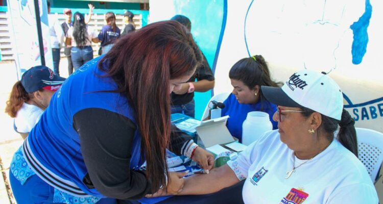 Exámenes de laboratorio gratuitos ofrecen desde ahora Mercados populares de la Alcaldía de Maracaibo 1 IMG 20260309 WA0027
