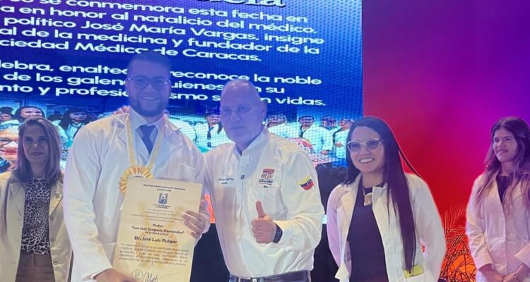 Médicos agradecieron el reconocimiento del Alcalde Giancarlo Di Martino en su día 1 Médico
