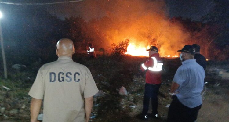 Acción inmediata de Bomberos y cuerpos de seguridad controló incendio en Grano de Oro 1 Incendio
