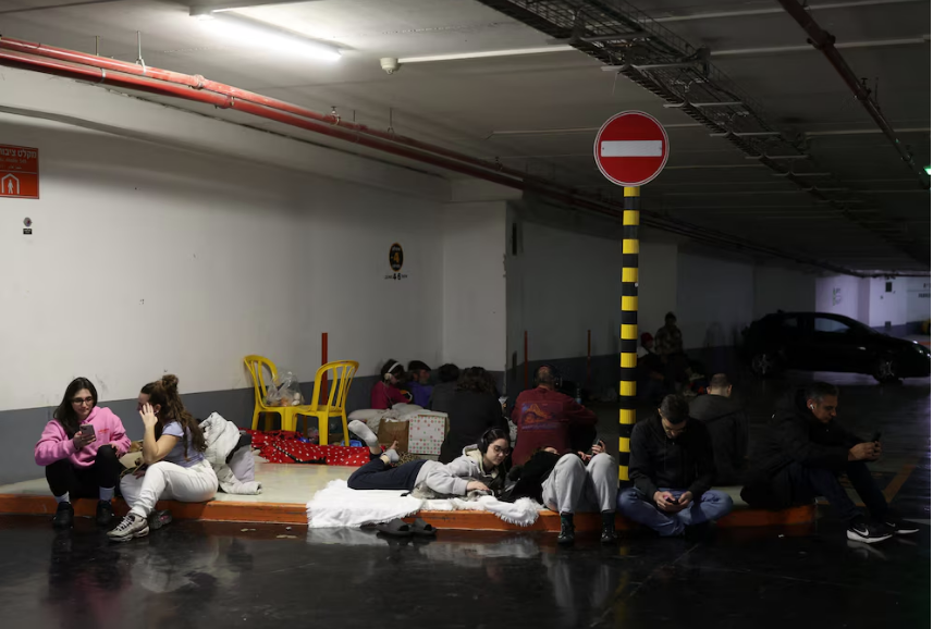 Tercer día de la guerra EE. UU-Israel-Irán... continúan los bombazos se lado y lado 4 Refugiados por los bombardeos