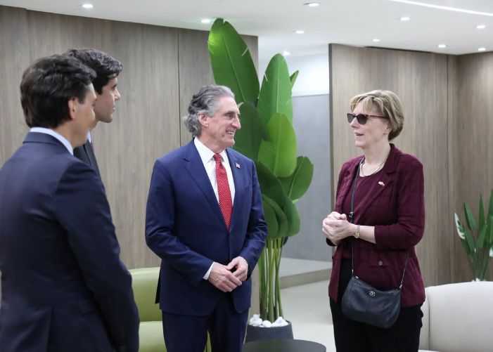 Presidenta encargada recibió en Miraflores al secretario de Interior de EE. UU. 3 Secretario