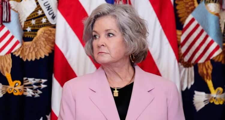 Susie Wiles, jefa de gabinete de la Casa Blanca, padece cáncer de mama 1 Wiles
