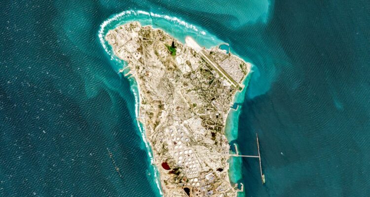 Trump amenazó con destruir la isla de Jark si no se alcanza pronto un acuerdo con Irán 1 Trump