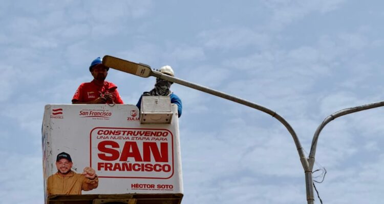 Alcaldía de San Francisco y Corpoelec iniciaron recuperación integral del alumbrado público en la avenida 5 1 San