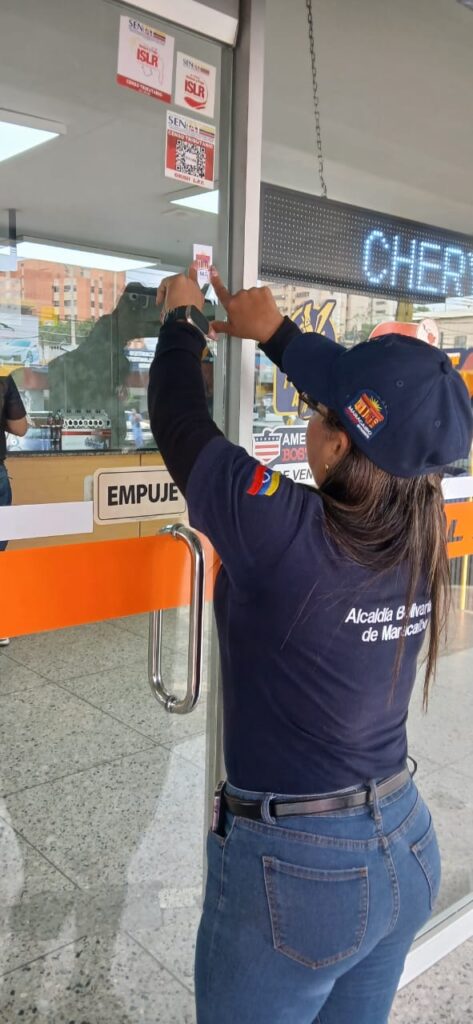 Alcaldía realiza operativo de fiscalización en comercios de avenida Cecilio Acosta 4 WhatsApp Image 2026 03 02 at 9.28.09 AM