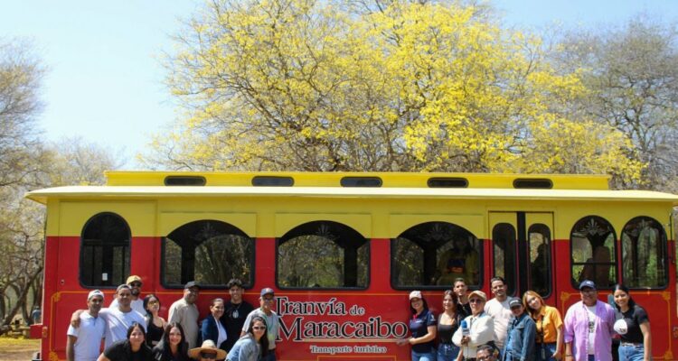 Ruta del Tranvía de Maracaibo visitó floración de los curarires 1 curarires