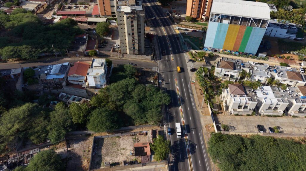 Alcaldía de Maracaibo insta a propietarios de terreno abandonado en El Milagro a ponerse a derecho 5 WhatsApp Image 2026 03 17 at 9.43.34 AM