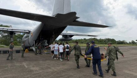 Avión