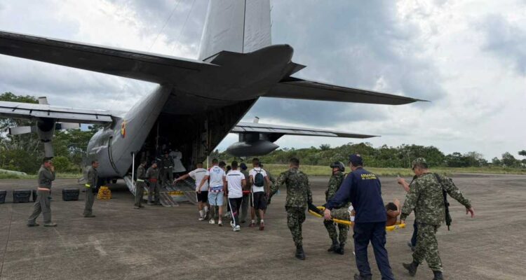 Terminan labores de rescate del avión militar Hércules en Colombia 1 Avión