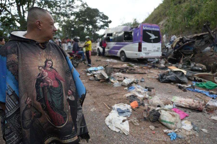 Subió a 20 el número de civiles muertos por ataque con explosivos en carretera de Colombia 2 Ataque con