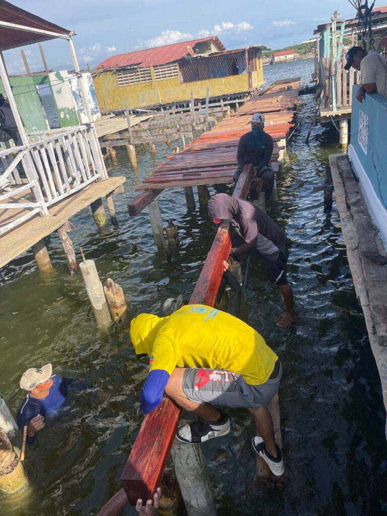 Rehabilitación de caminerías en Palafitos de Santa Rosa de Agua alcanza 40% de avance 2 IMG 20260407 WA0056