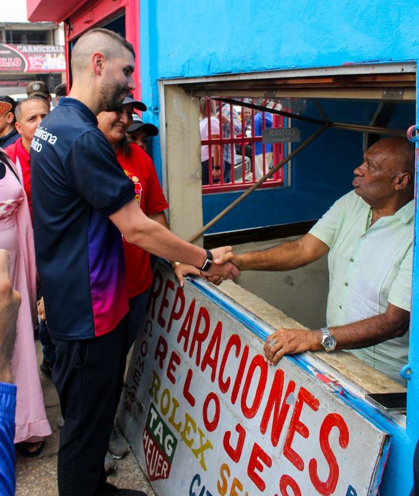 Alcaldía de Maracaibo inició rehabilitación integral del Mercado Santa Rosalía 2 IMG 20260408 WA0017