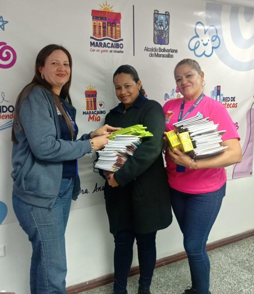 Alcaldía de Maracaibo lanza la campaña «Dona un libro» 2 Libro