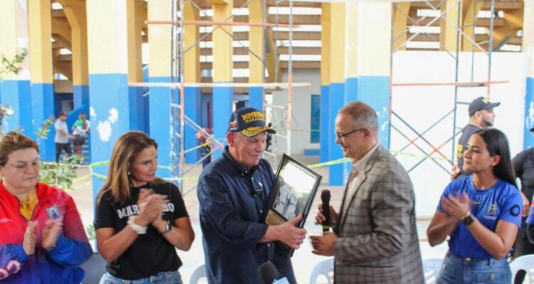 Alcalde Di Martino inició recuperación integral de estadio «Alejandro Borges» 1 IMG 20260430 WA0016