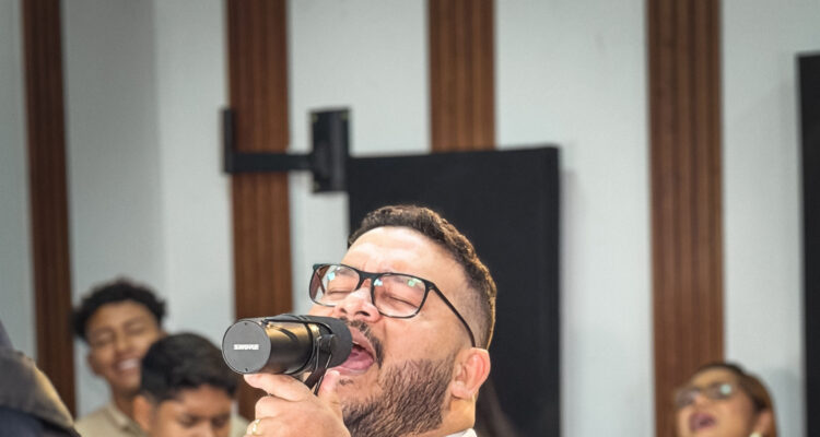 Daniel Mendoza presenta su nuevo sencillo «Hay un camino» 1 Daniel Mendoza