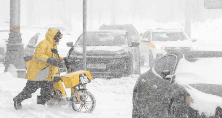 Elevan a nivel naranja la alerta en Moscú ante el mal tiempo y las intensas nevadas 1 Alerta